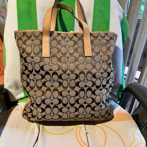 Coach Brown Signature Tote Bag - Picture 2 of 10